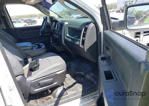 2016 Ram 1500 Tradesman из США, поврежденный, VIN 1C6RR7FT0GS282685